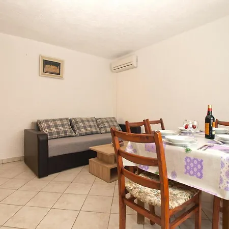 Fuer 4 Personen Ca 55 Qm In Pula, Istrien Istrische Riviera *