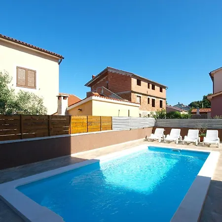 Apartment Fuer 4 Personen Ca 55 Qm In Pula, Istrien Istrische Riviera